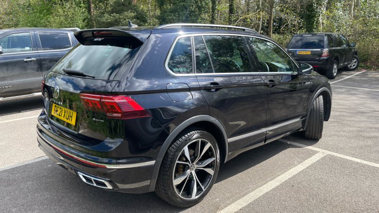 Volkswagen Tiguan 2.0 TDI 200 4Motion R-Line 5dr DSG Diesel Estate